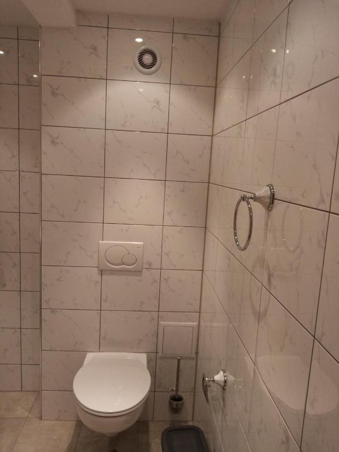 Weisser Schwan Белият Лебед Shkorpilovtsi Esterno foto